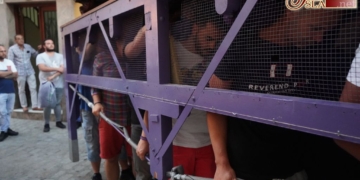 El paso de Jesús Nazareno gana en altura de cara a la salida extraordinaria de agosto