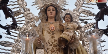 La Virgen de las Mercedes recorrió el centro en una accidentada procesión