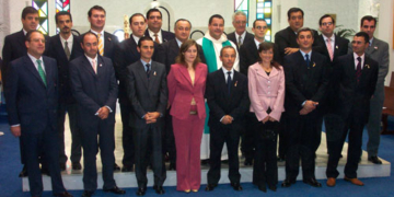 Hoy hace diez años de la jura de la primera junta de la Hermandad de la Resurrección