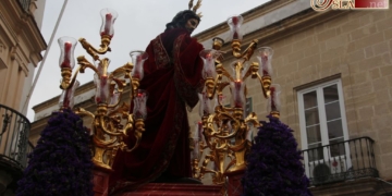El Señor de la Sagrada Cena presidió el Vía Crucis de las hermandades jerezanas