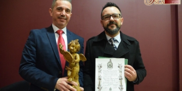 La Venera entregó su VIII galardón al taller de bordados Virgen del Carmen