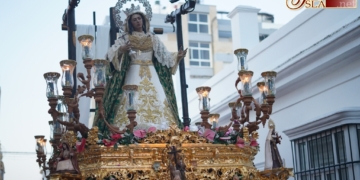 Con la salida de Santa Elena se cierran las procesiones del mes de mayo en La Isla