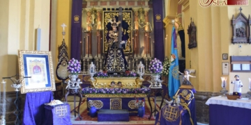 Jesús Nazareno recibe durante todo el día la devoción de la ciudad de la que es Regidor