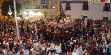 Seis horas para poner el colofón extraordinario y multitudinario al 250 aniversario nazareno