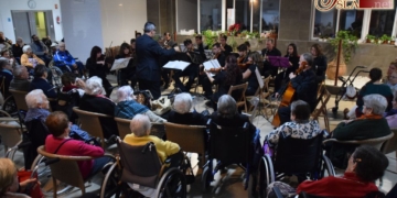 Alumnos y profesores de la Escuela de Música San José actuaron en la Cruz Roja
