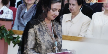 Ana María Fernández Ruiz designada para realizar la felicitación a la Divina Pastora