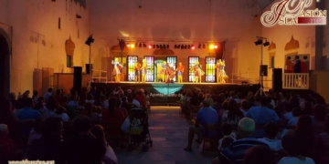 Éxito del musical Shrek que con fines solidarios organizan los cargadores del Nazareno