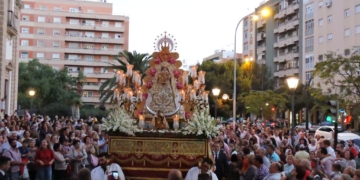 La Hermandad del Rocío de Cádiz finalizó sus cultos con la anual salida procesional