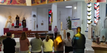 Los jóvenes de Prendimiento celebraron una eucaristía en honor de San Juan Evangelista