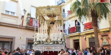 La Virgen de la Merced recorrió las calles de Cádiz en el último domingo de septiembre
