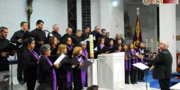 Logar de la Puente se unió ayer a la Polifónica Sancti Petri en un magnífico concierto sacro