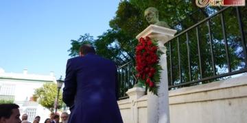 Eucaristía y ofrenda a Spínola como preámbulo de una extraordinaria tarde en el Huerto