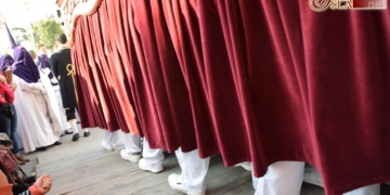 Las hermandades de la Iglesia Mayor encargan una nueva rampa para Semana Santa