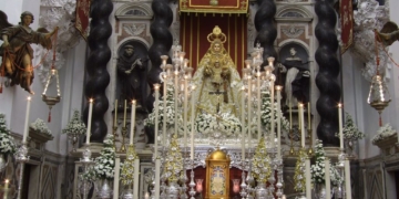 En Santo Domingo continúa la novena a la Virgen del Rosario, Patrona de Cádiz