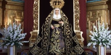 La Virgen de los Dolores del Cerro del Águila estuvo expuesta en devoto besamano