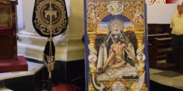 El Ayuntamiento prohíbe a Caridad colocar su azulejo en la fachada de San Francisco