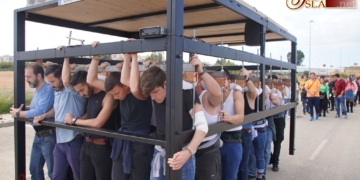 La cuadrilla del Perdón ultima sus ensayos junto a las Tres Caídas de Dos Hermanas